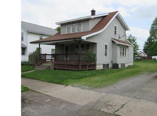 449 6th St NW, New Philadelphia, OH 44663