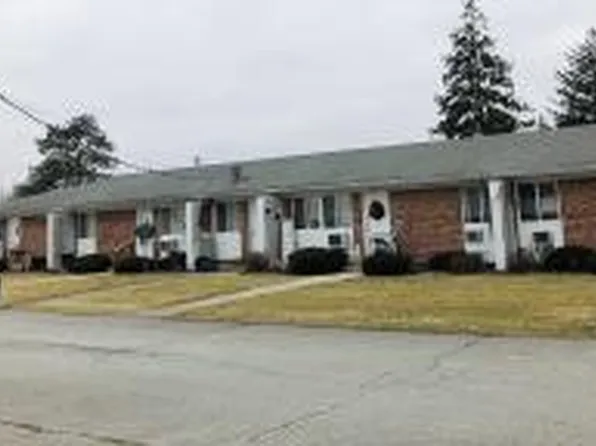 911 W McKay Rd, Shelbyville, IN 46176