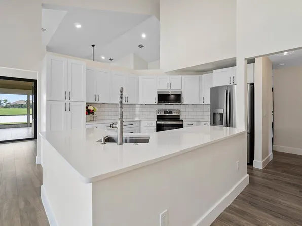6892 Bitterbush Place, Boynton Beach, FL 33472