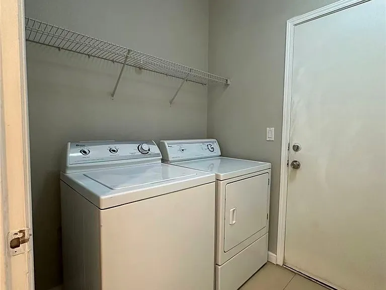 6084 Villa Trieste Ct — Photo 13