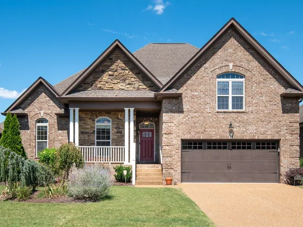 2011 Stonebrook Cir, Mount Juliet, TN 37122