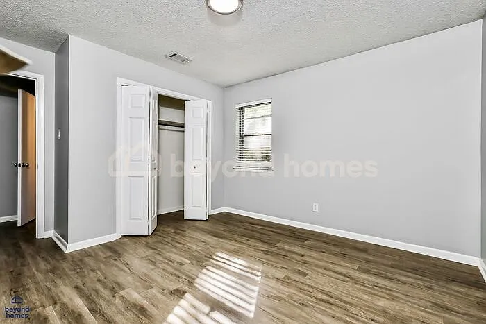 1908 Clapboard Hill Rd — Photo 11