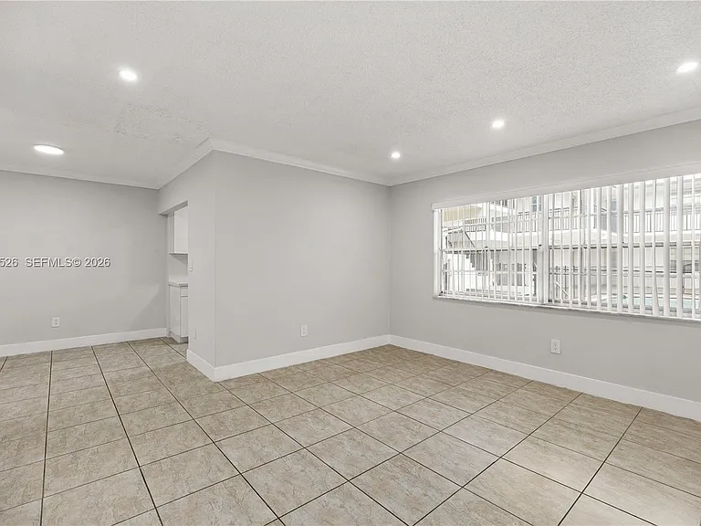 5141 Hollywood Blvd #104 — Photo 6