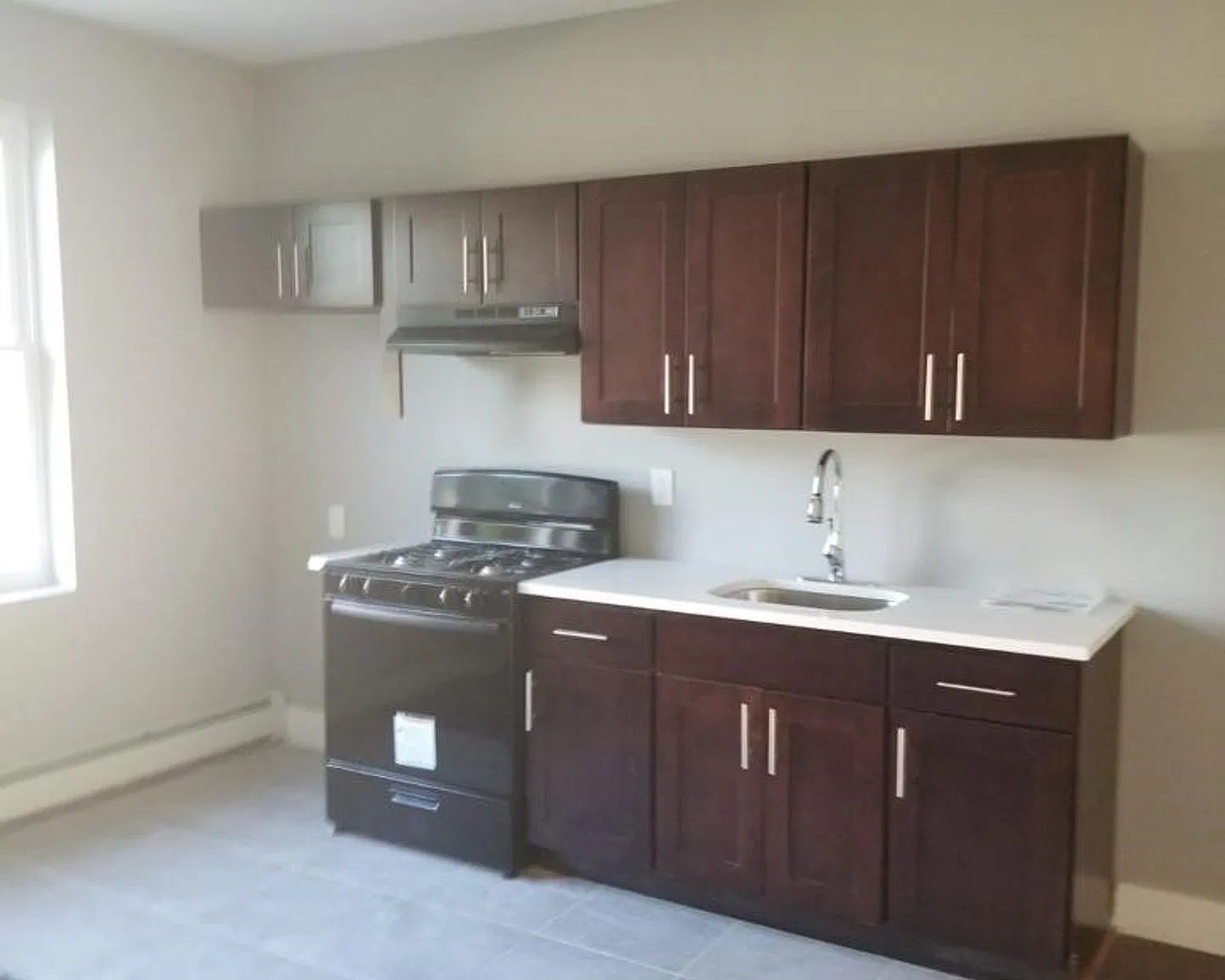 9 Vanderpool Street - Retail - 62 Elizabeth — Photo 3