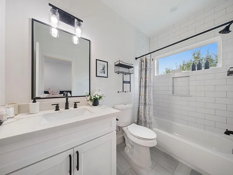 4032 Porter St — Photo 19