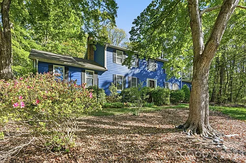 301 Sardis Rd N Photo 1
