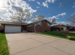1325 Garden Cir, Longmont, CO 80501