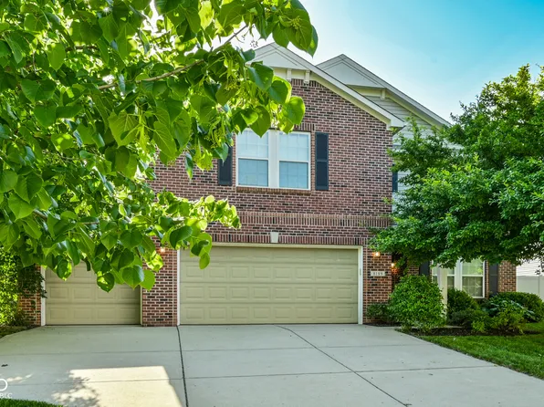 8189 Admirals Landing Pl, Indianapolis, IN 46236