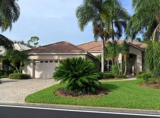 8225 Allendale Ct, Naples, FL 34120