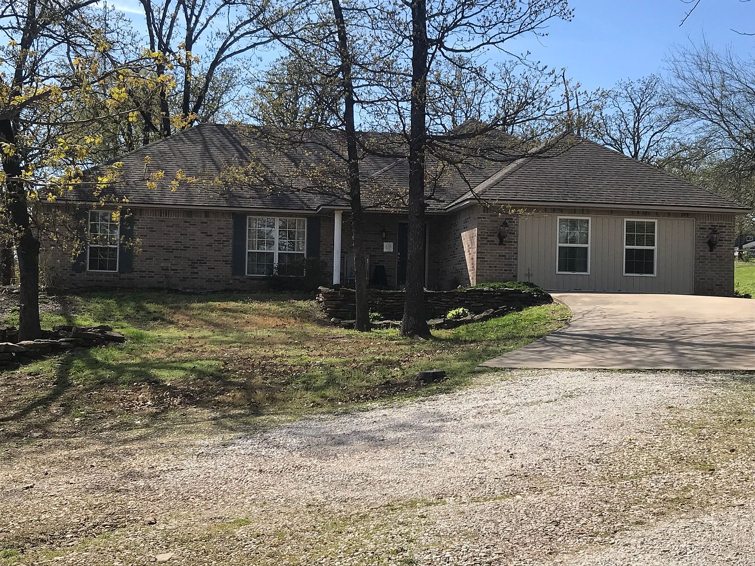1621 N Maple St, Sallisaw, OK 74955 Zillow