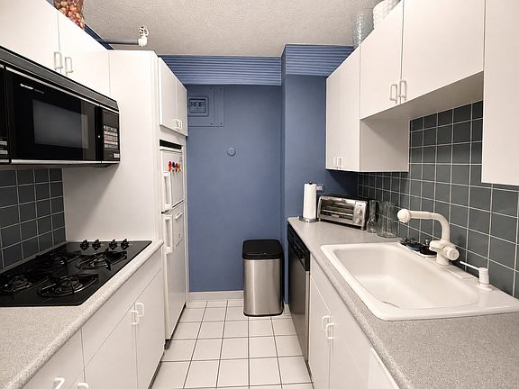 5th image of 151 Tremont St APT 23M