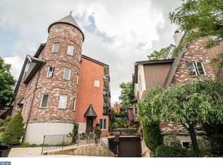 8 Rex Ave APT 6, Philadelphia, PA 19118