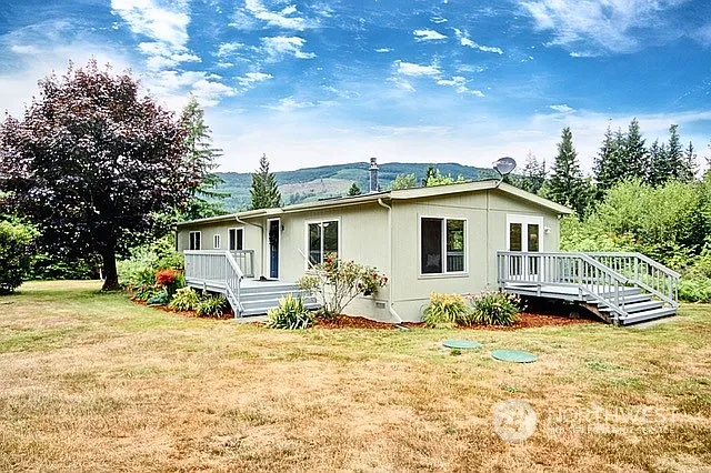 24184 Martin Road photo 1