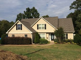 592 Anniston Dr, Athens, GA 30607