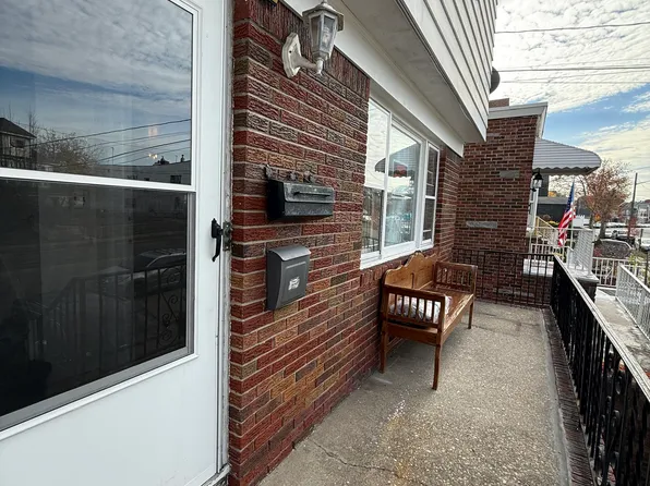 176 Kennedy Boulevard image 9 of 9