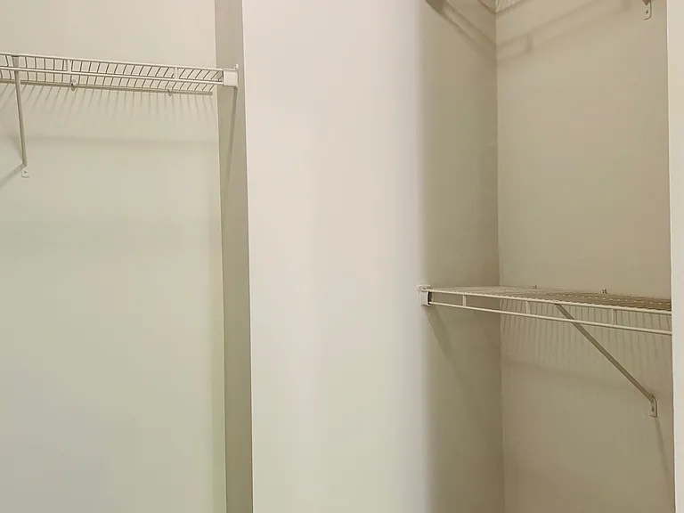 West Inman Lofts — Photo 58