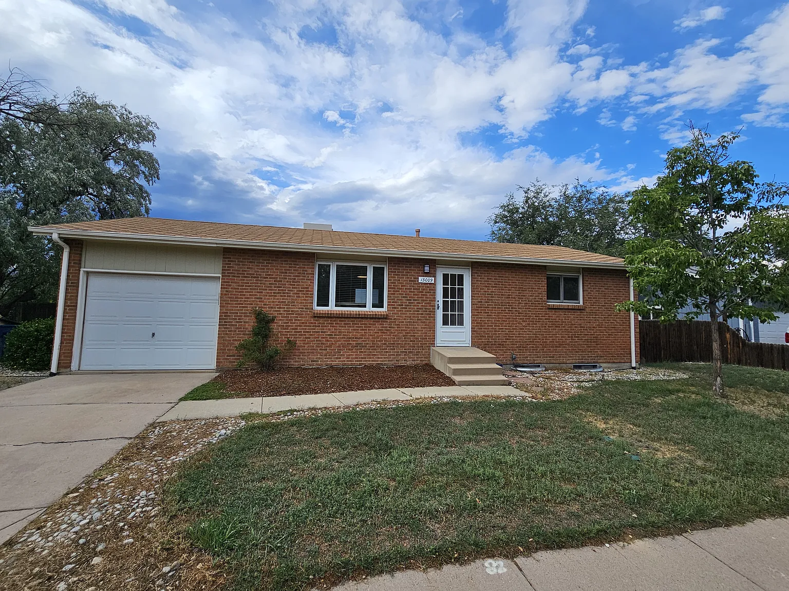 13009 W Grand Pl — Photo 2