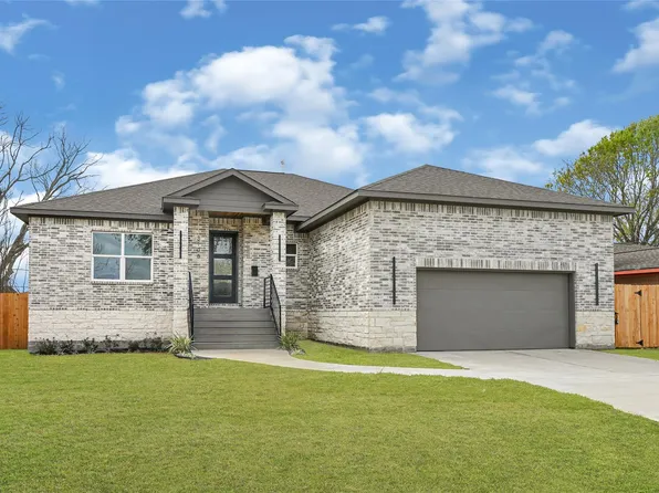 3106 Altus Dr, Houston, TX 77051