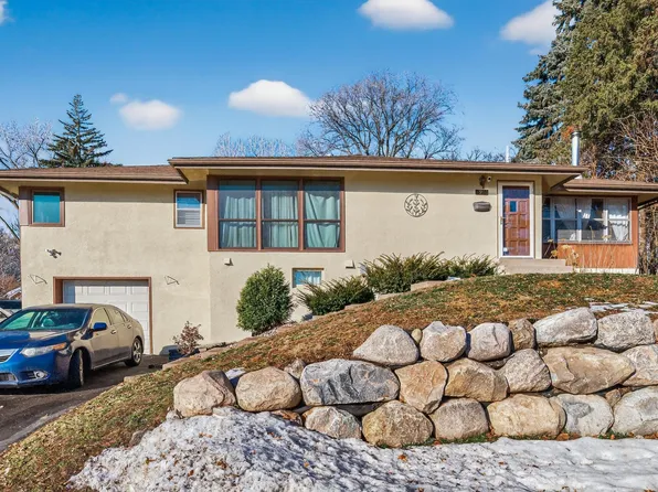 3960 Arthur St NE, Columbia Heights, MN 55421