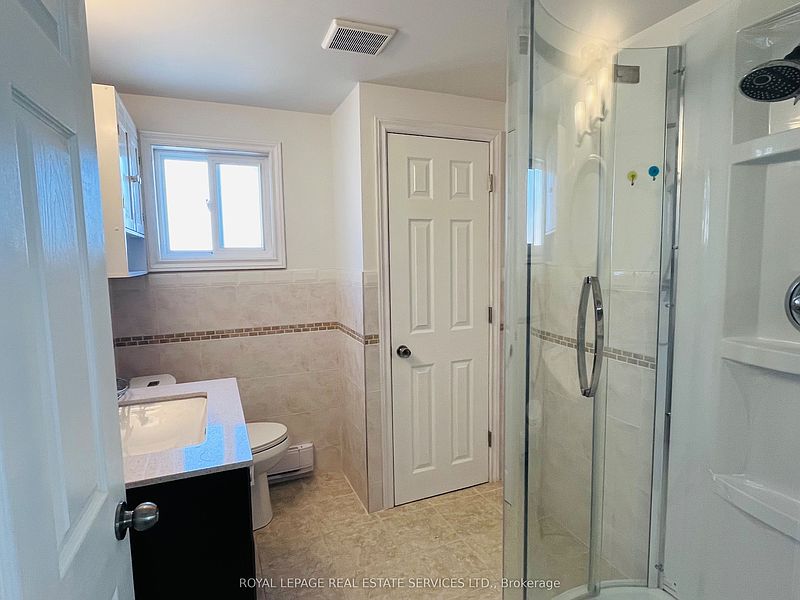 Toronto House for rent - 2 Bedrooms — photo 8