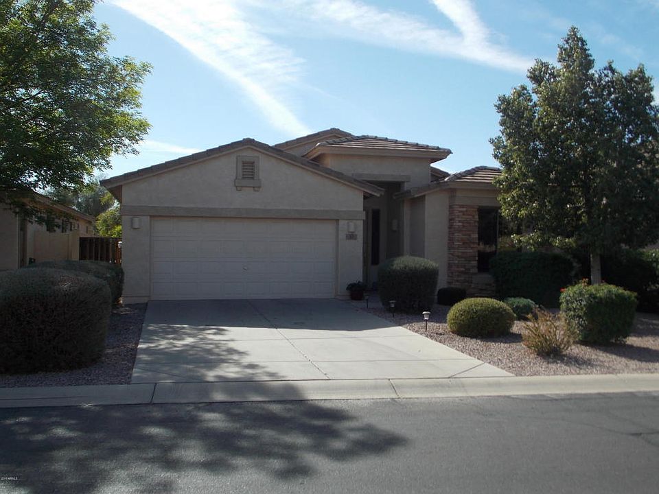1st image of 37 E Mill Reef Dr
