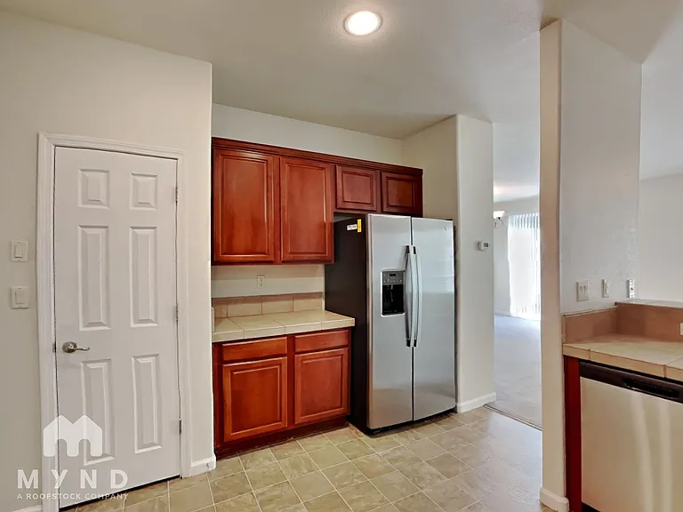 1868 Resistol Dr — Photo 7