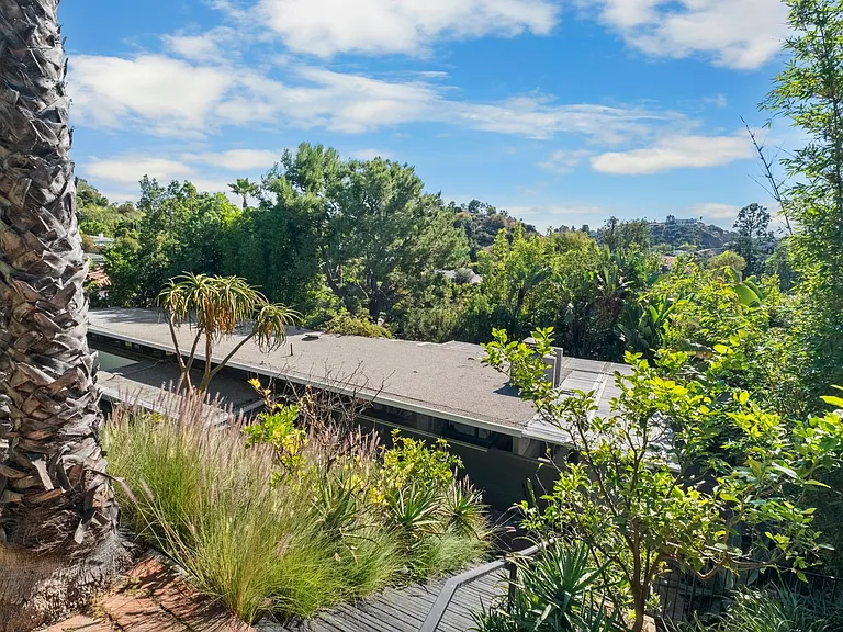 7987 Woodrow Wilson Dr — Photo 41