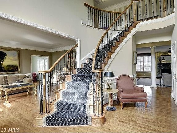 2nd image of 19763 Willowdale Pl
