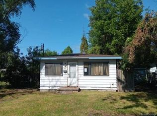 2801 Oakwood Ave, Saginaw, MI 48601