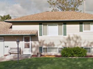 1621 Lincoln Ave, Cozad, NE 69130