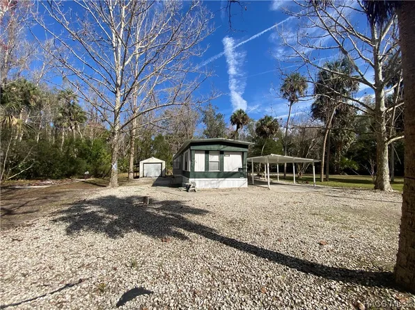 8703 W Faust Ln, Homosassa, FL 34448