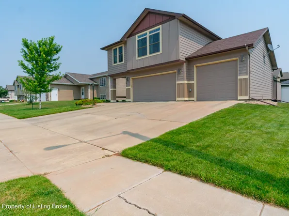 1812 1st Ave E, Dickinson, ND 58601