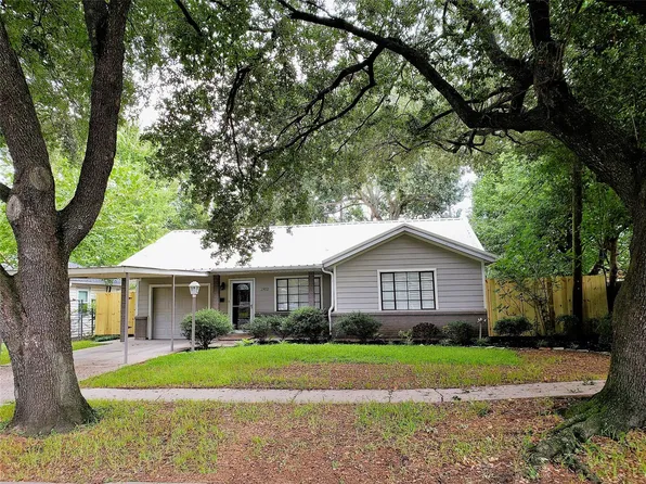 1902 Coulcrest Dr, Houston, TX 77055