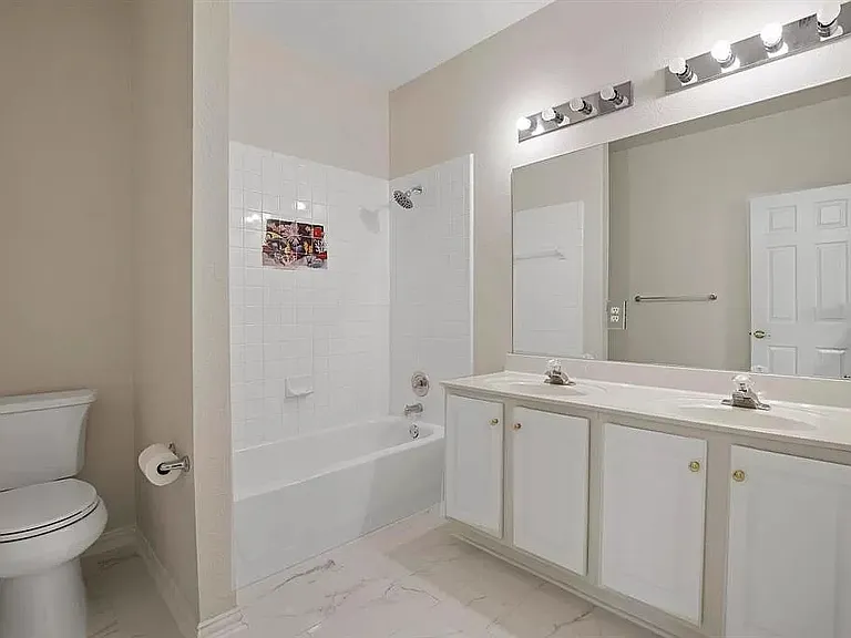 3420 Devonshire Ct — Photo 7