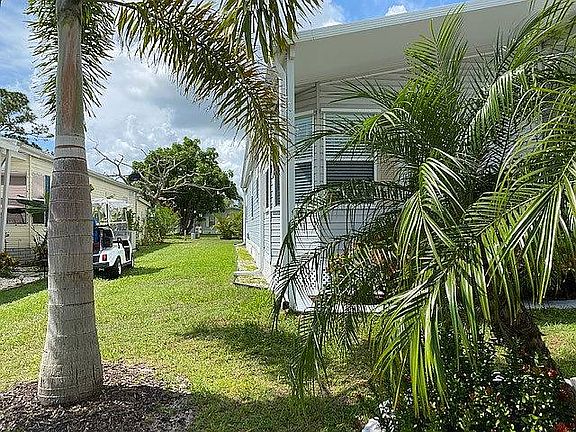 2nd image of 14317 Isla Flores Ave