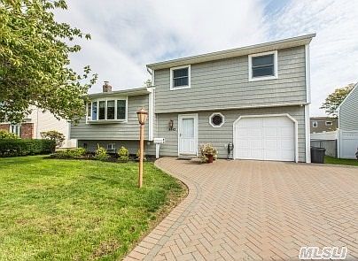 2nd image of 3017 Lee Pl