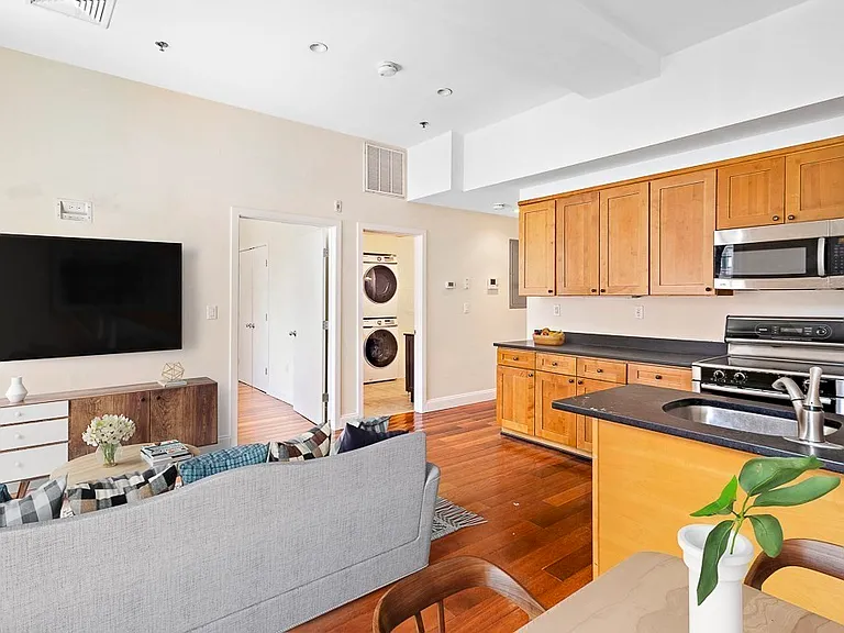 126 State St #302 — Photo 3