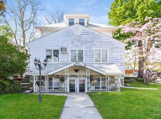 400 W Bridge St #A, Morrisville, PA 19067