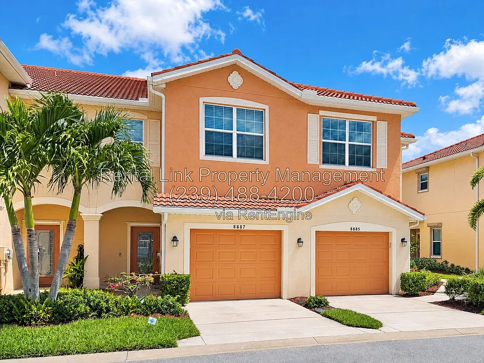 8885 Via Isola Ct