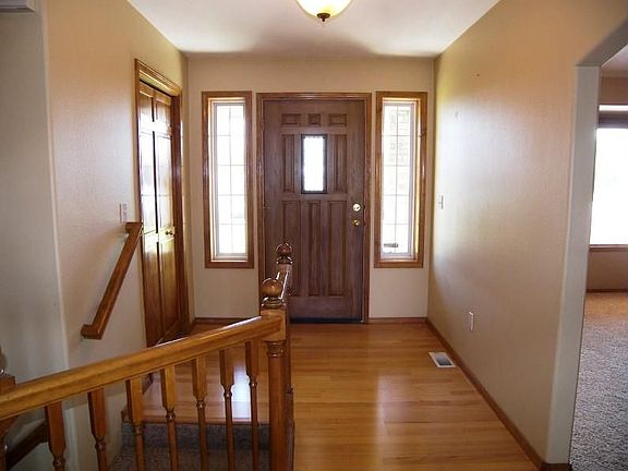 2nd image of 10816 N Klickitat Ct