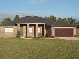 6247 Bullet Dr, Crestview, FL 32536