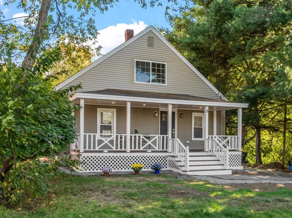 15 Arcadia St, South Grafton, MA 01560
