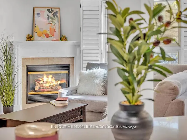 1245 Stephenson Dr #17 — Photo 2