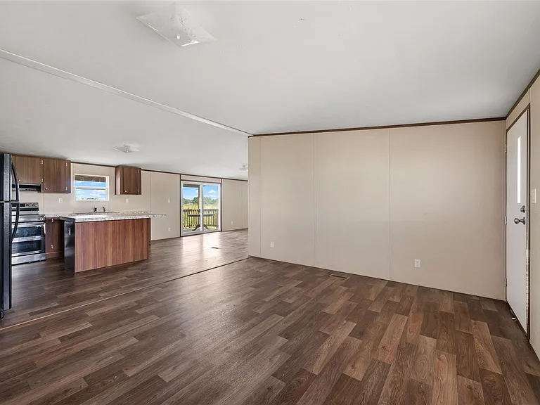 360 Shady Oaks #B — Photo 9