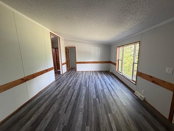 4th image of 8230 E Mitchell Rd