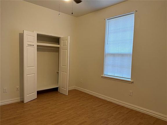 5th image of 404 Polk St