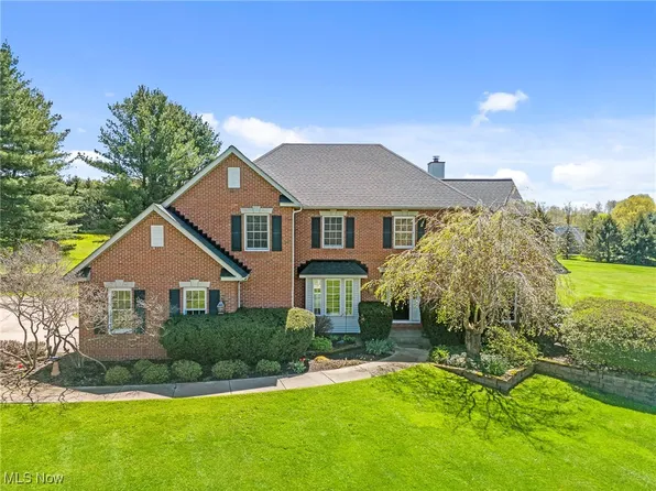 12611 Alpha Rd, Hiram, OH 44234