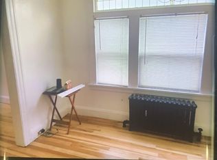 284 Orchard St #1, Bridgeport, CT 06608