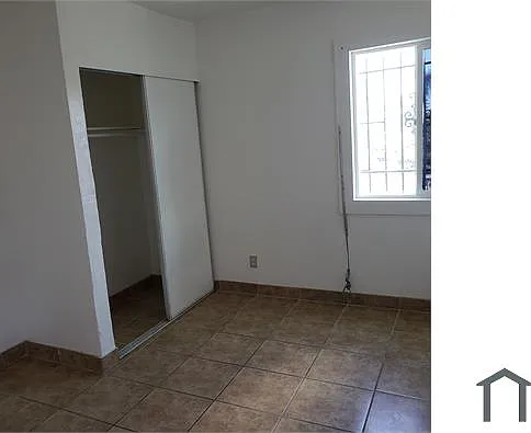8102 Compton Ave — Photo 6