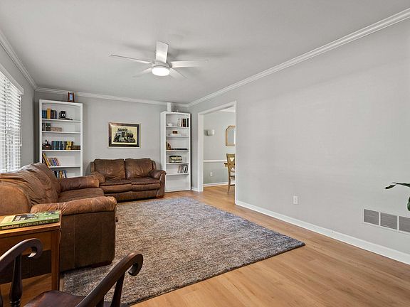 4th image of 113 Abingdon Way